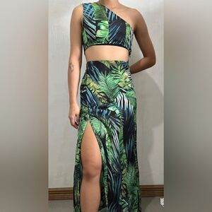 Shein💫 Floral Blue Skirt and Top Set💫L